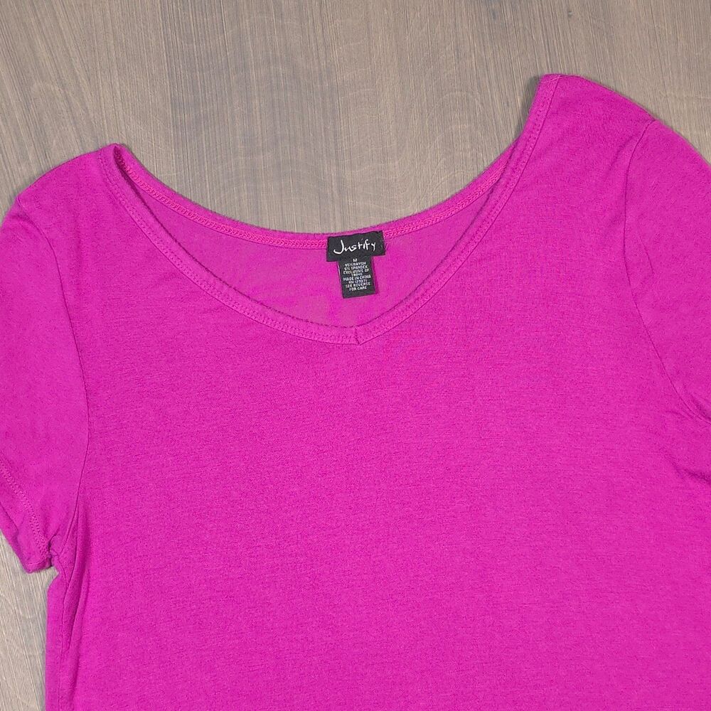 Justify Women's Medium Pink Short Sleeved Shirt - Picture 3 of 7